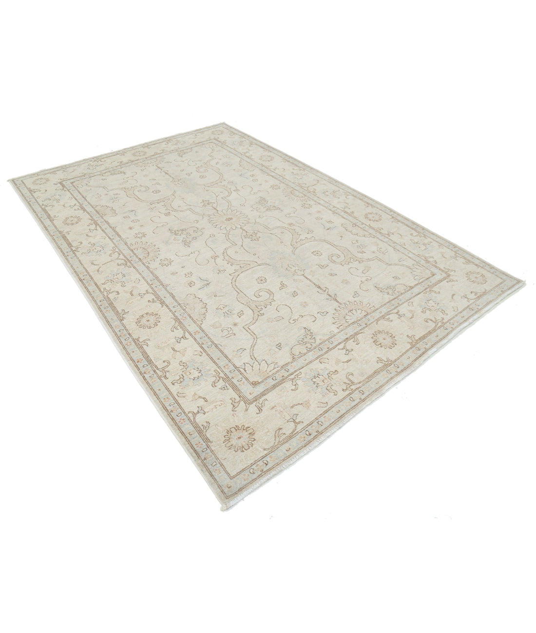 Hand Knotted Serenity Wool Rug - 6'0'' x 8'11'' 6'0'' x 8'11'' (180 X 268) / Ivory / Silver
