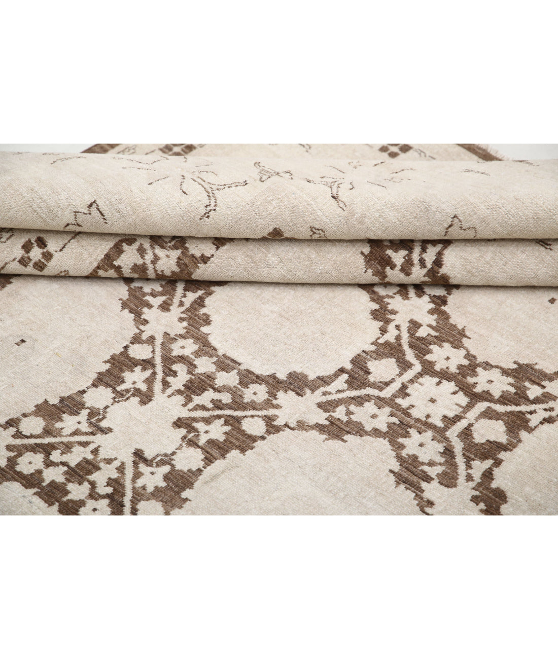 Hand Knotted Serenity Wool Rug - 11'8'' x 14'5'' 11'8'' x 14'5'' (350 X 433) / Brown / Ivory