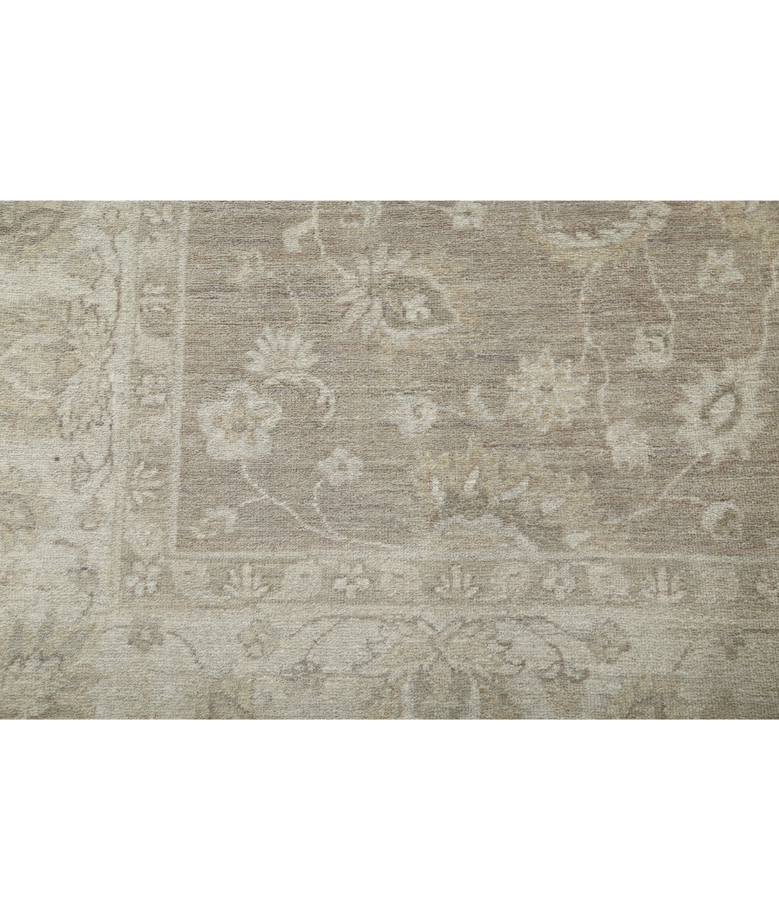 Hand Knotted Serenity Wool Rug - 6'4'' x 8'0'' 6'4'' x 8'0'' (190 X 240) / Taupe / Ivory