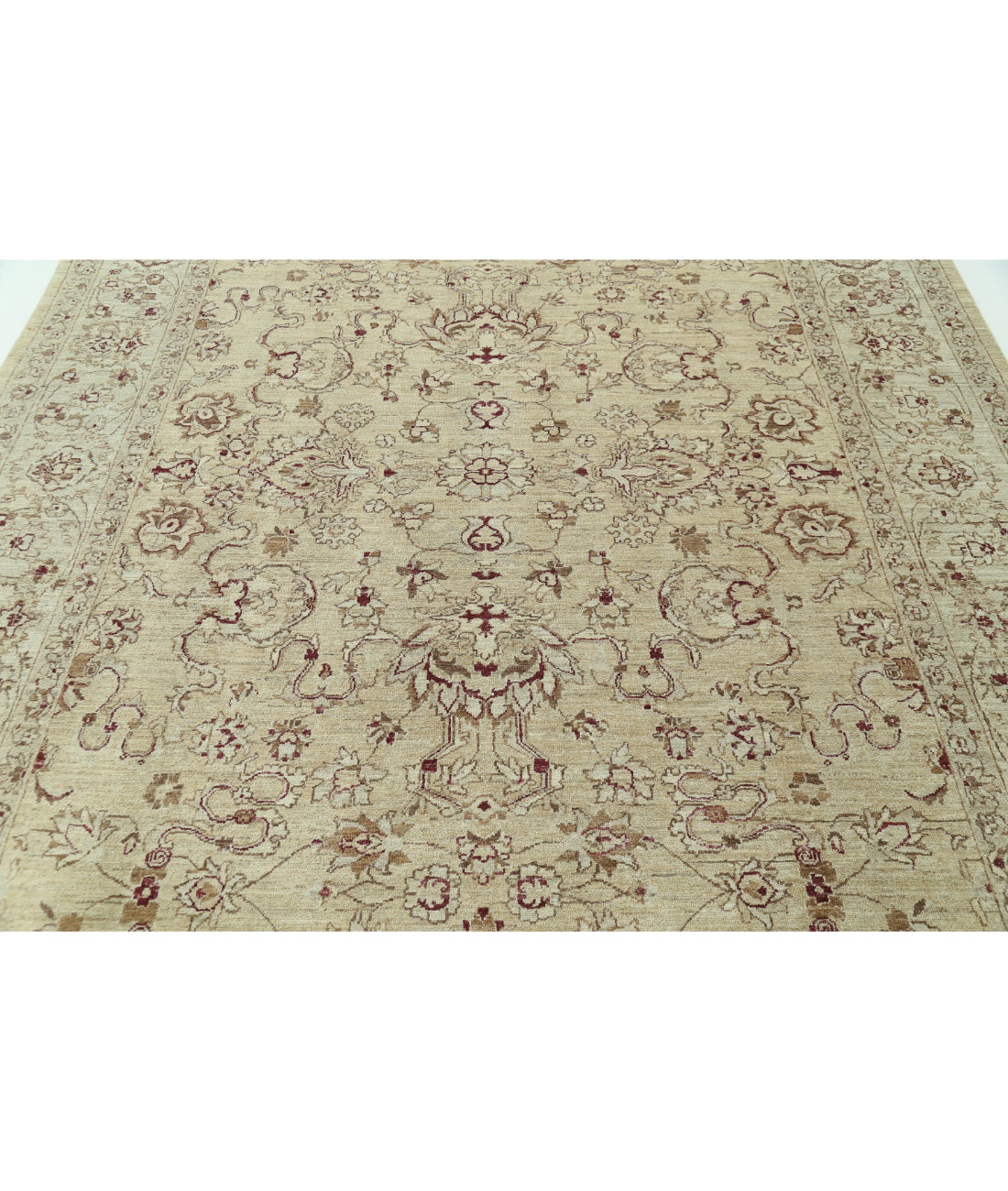Hand Knotted Serenity Wool Rug - 7'10'' x 9'4'' 7'10'' x 9'4'' (235 X 280) / Beige / Ivory