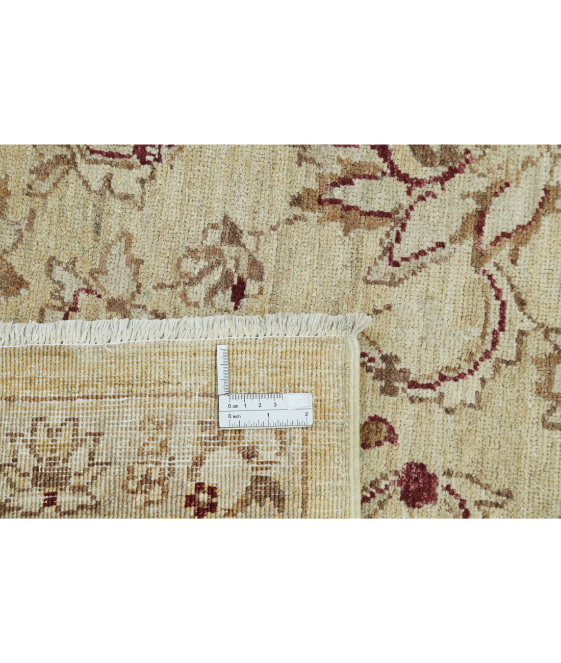 Hand Knotted Serenity Wool Rug - 7'10'' x 9'4'' 7'10'' x 9'4'' (235 X 280) / Beige / Ivory