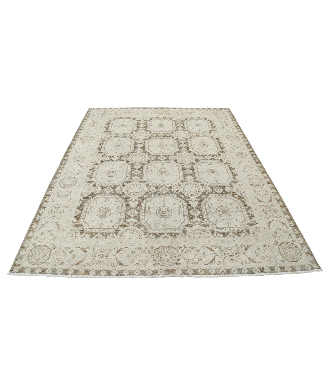 Hand Knotted Serenity Wool Rug - 6'6'' x 8'6'' 6'6'' x 8'6'' (195 X 255) / Brown / Ivory