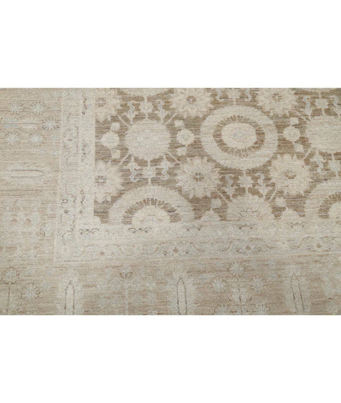 Hand Knotted Serenity Wool Rug - 7'8'' x 9'10'' 7'8'' x 9'10'' (230 X 295) / Taupe / Ivory
