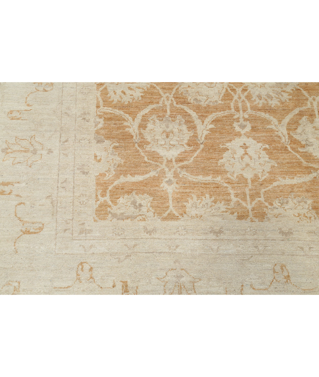 Hand Knotted Serenity Wool Rug - 7'10'' x 9'5'' 7'10'' x 9'5'' (235 X 283) / Orange / Ivory