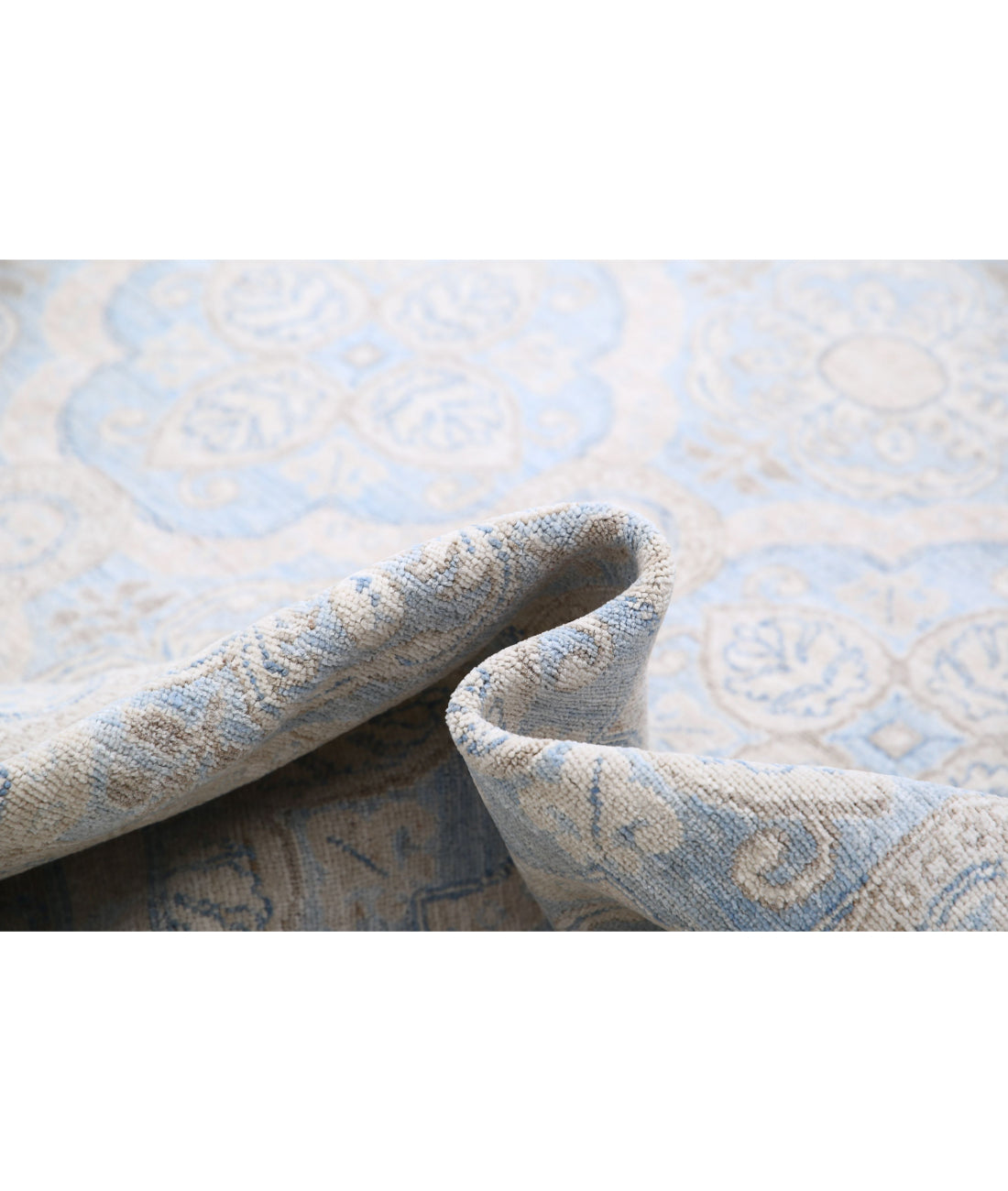 Hand Knotted Serenity Wool Rug - 14'1'' x 18'9'' 14'1'' x 18'9'' (423 X 563) / Blue / Ivory