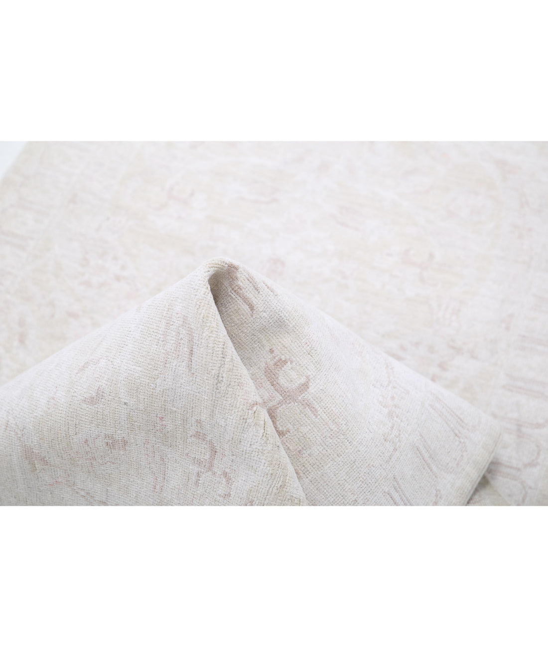 Hand Knotted Fine Serenity Wool Rug - 2'6'' x 10'5'' 2'6'' x 10'5'' (75 X 313) / Gold / Ivory