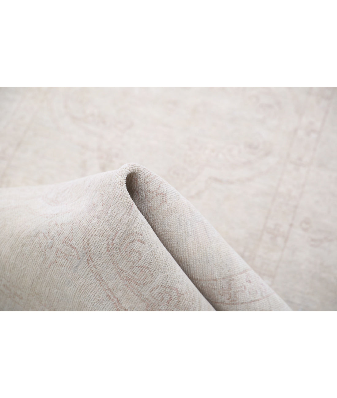 Hand Knotted Fine Serenity Wool Rug - 2'8'' x 8'0'' 2'8'' x 8'0'' (80 X 240) / Ivory / Taupe