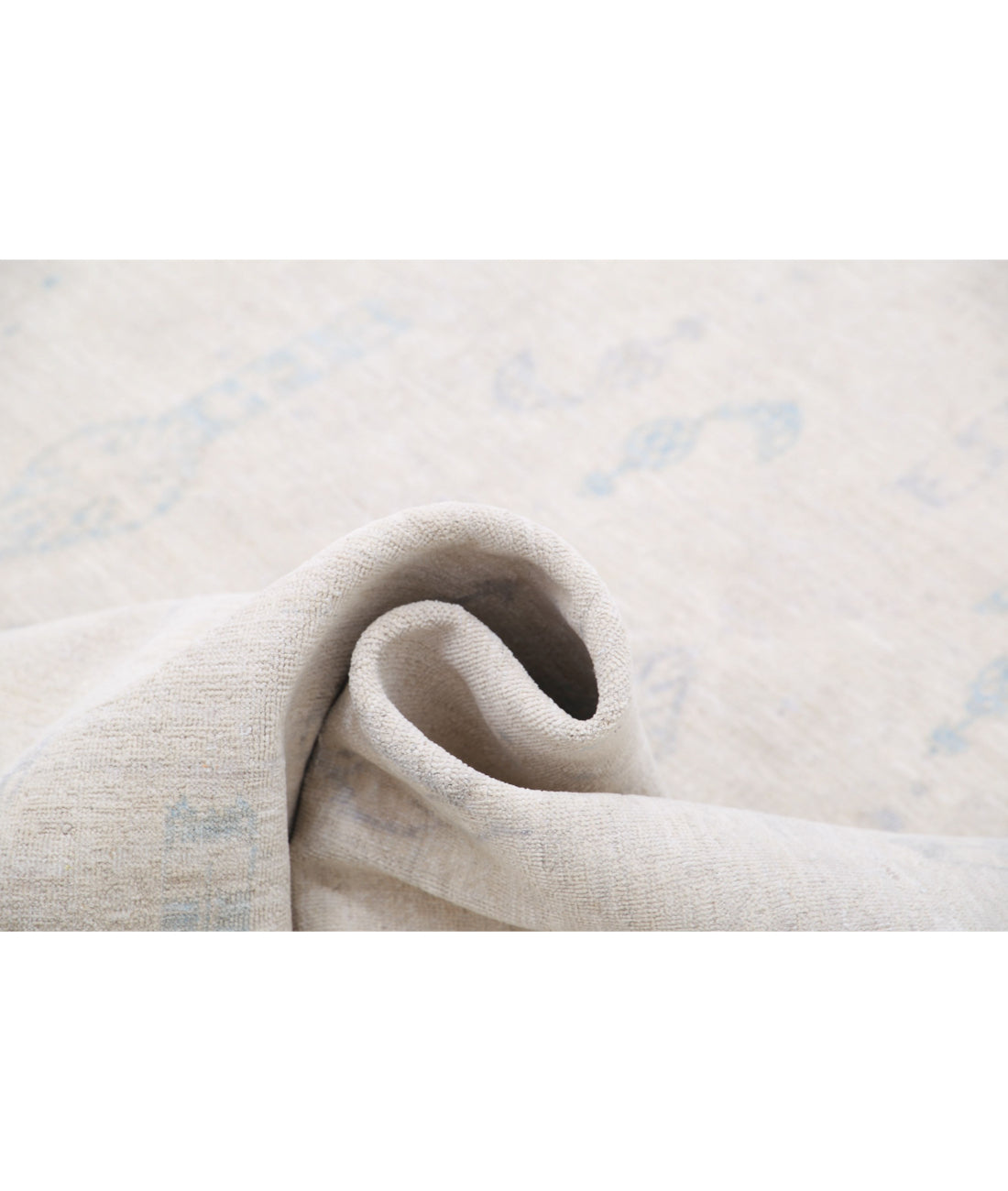 Hand Knotted Fine Serenity Wool Rug - 9'10'' x 14'2'' 9'10'' x 14'2'' (295 X 425) / Ivory / Ivory