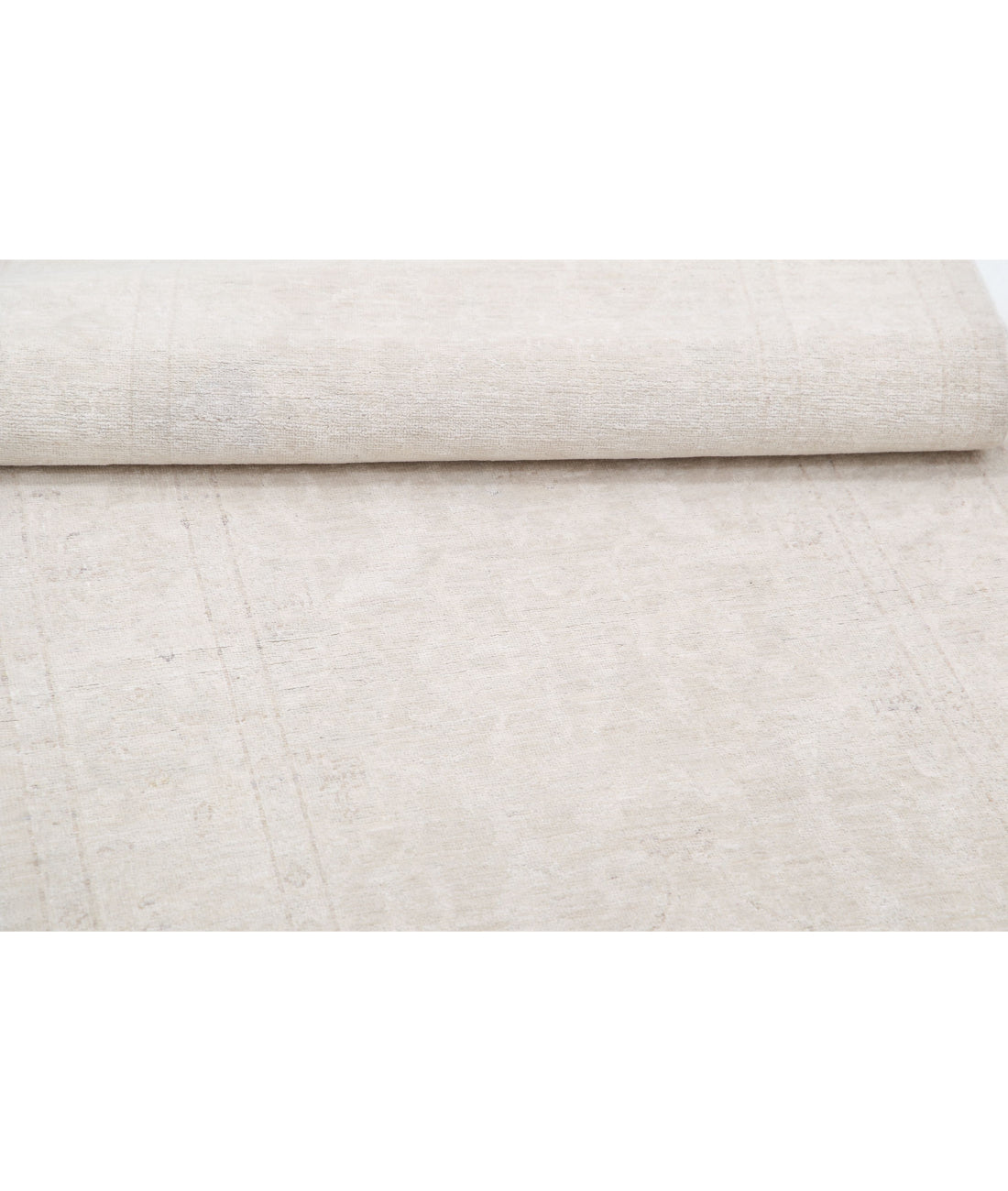 Hand Knotted Fine Serenity Wool Rug - 3'1'' x 10'6'' 3'1'' x 10'6'' (93 X 315) / Taupe / Ivory