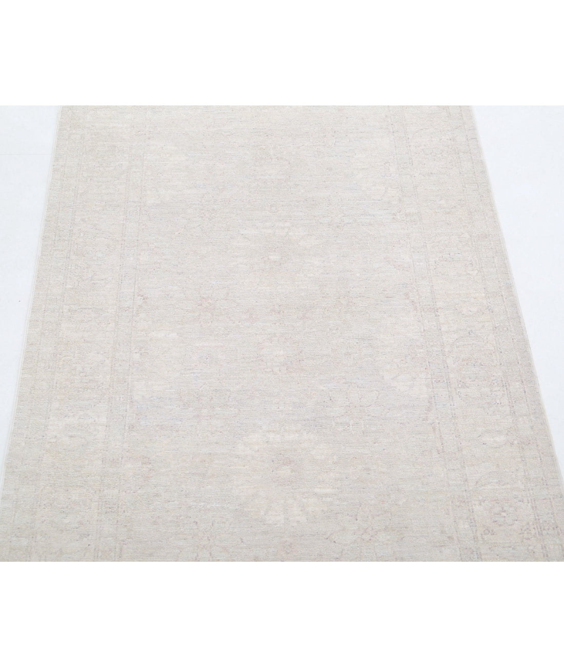 Hand Knotted Fine Serenity Wool Rug - 2'10'' x 10'0'' 2'10'' x 10'0'' (85 X 300) / Grey / Ivory
