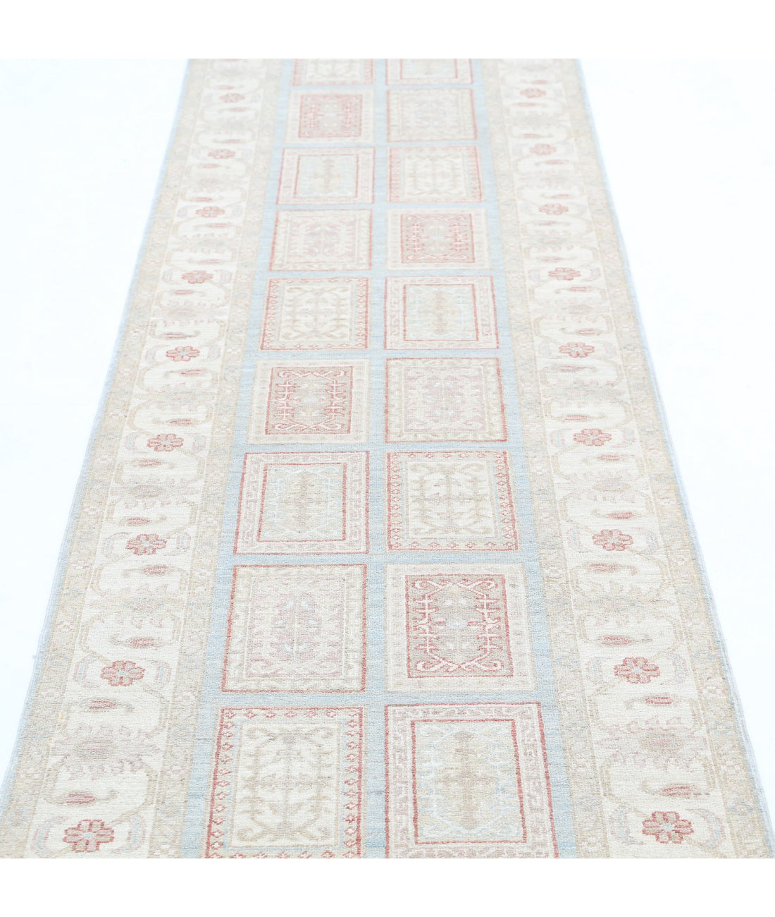 Hand Knotted Bakhtiari Wool Rug - 2'7'' x 9'7'' 2'7'' x 9'7'' (78 X 288) / Blue / Ivory