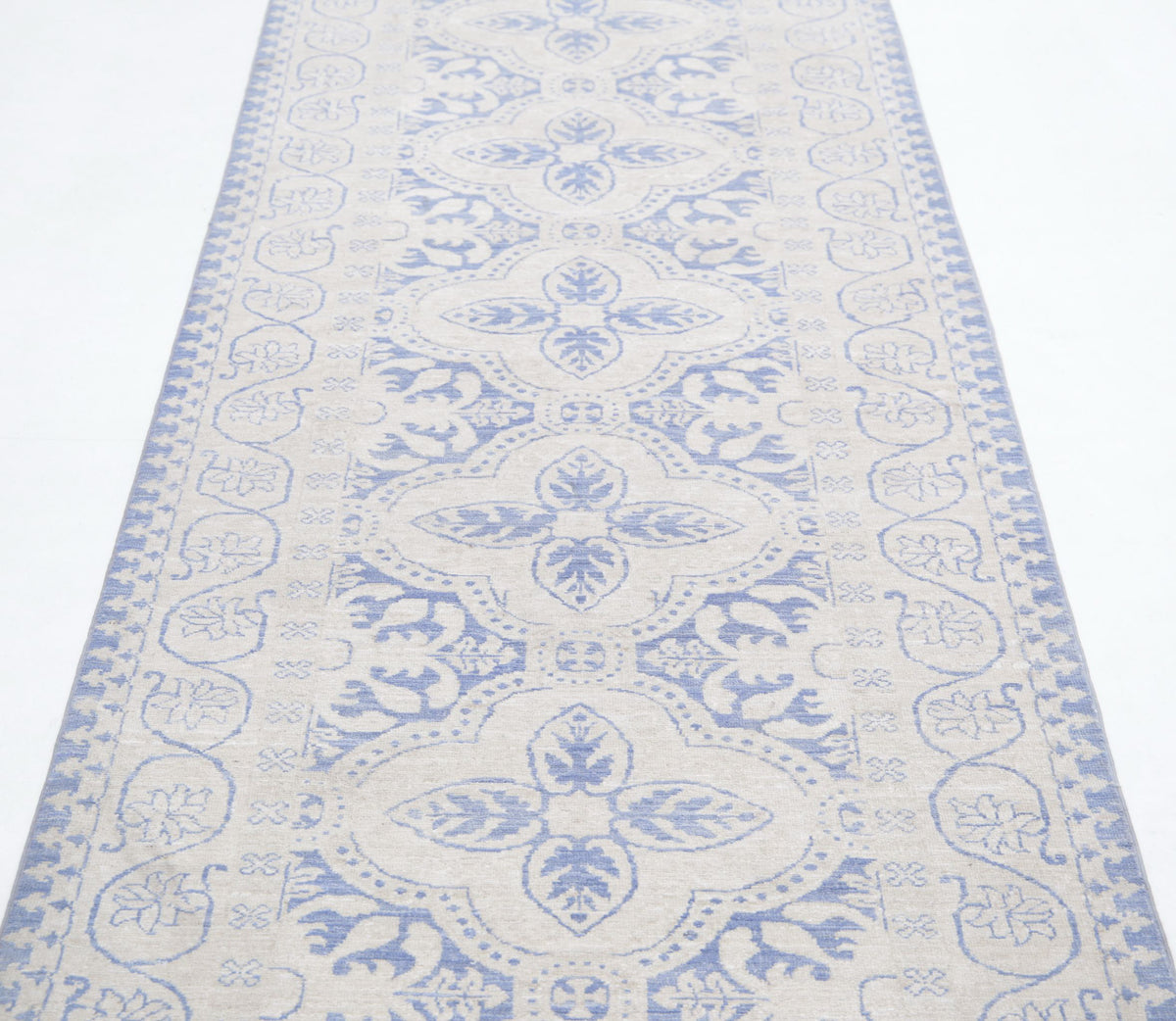 Serenity-hand-knotted-tabriz-wool-rug-5015155-4.jpg