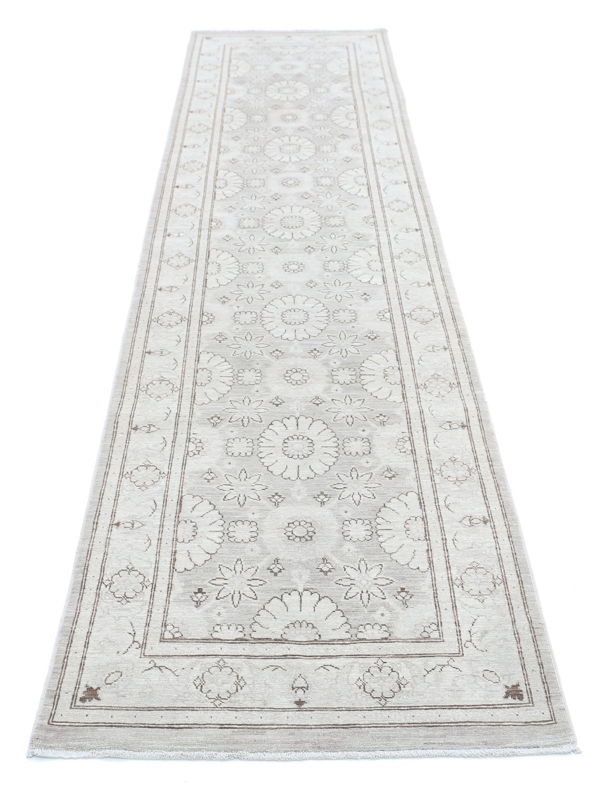 Serenity-hand-knotted-tabriz-wool-rug-5015156-3.jpg