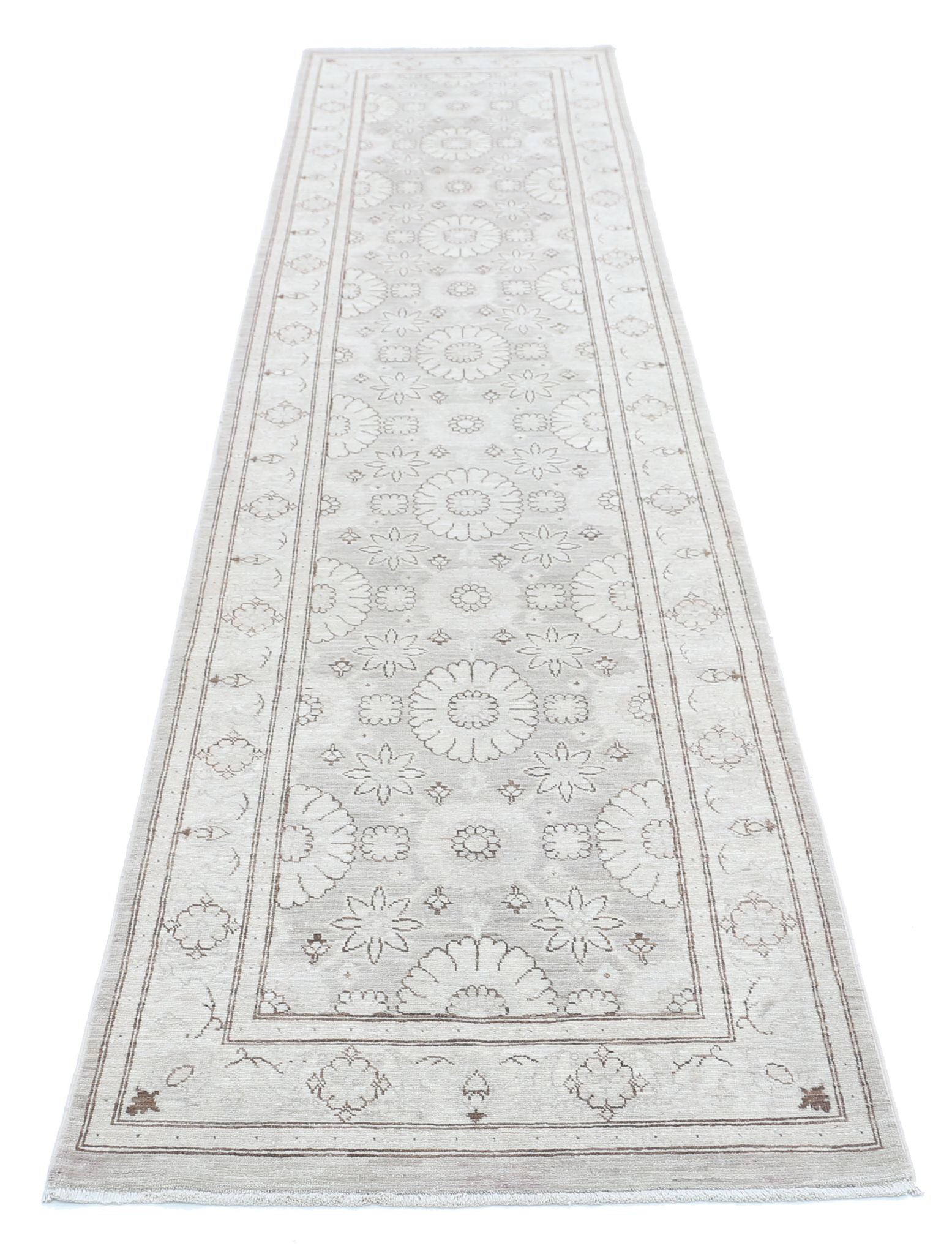 Serenity-hand-knotted-tabriz-wool-rug-5015156-3.jpg
