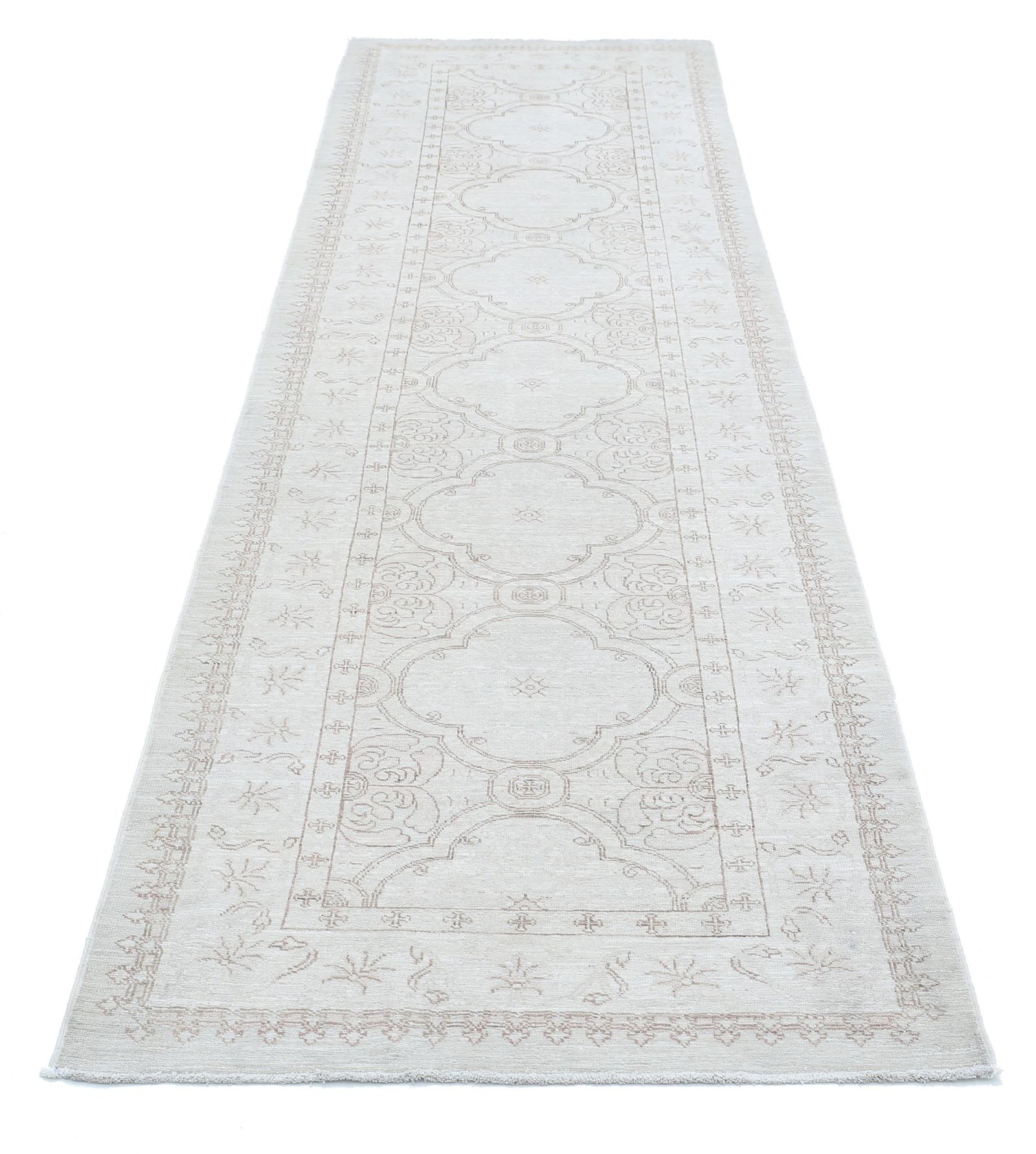Serenity-hand-knotted-tabriz-wool-rug-5015159-3.jpg