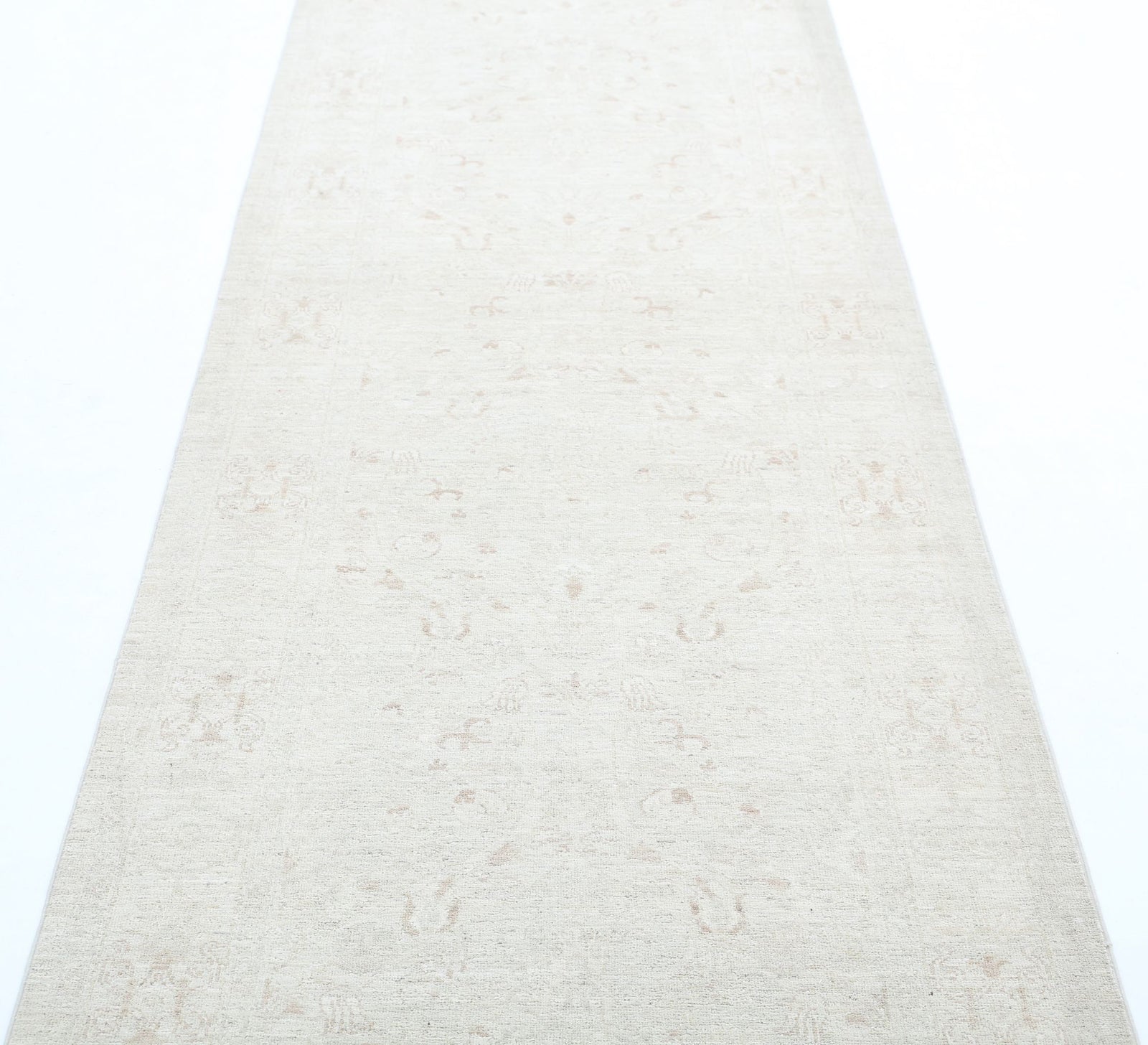 Hand Knotted Fine Serenity Wool Rug - 3'1'' x 10'1''