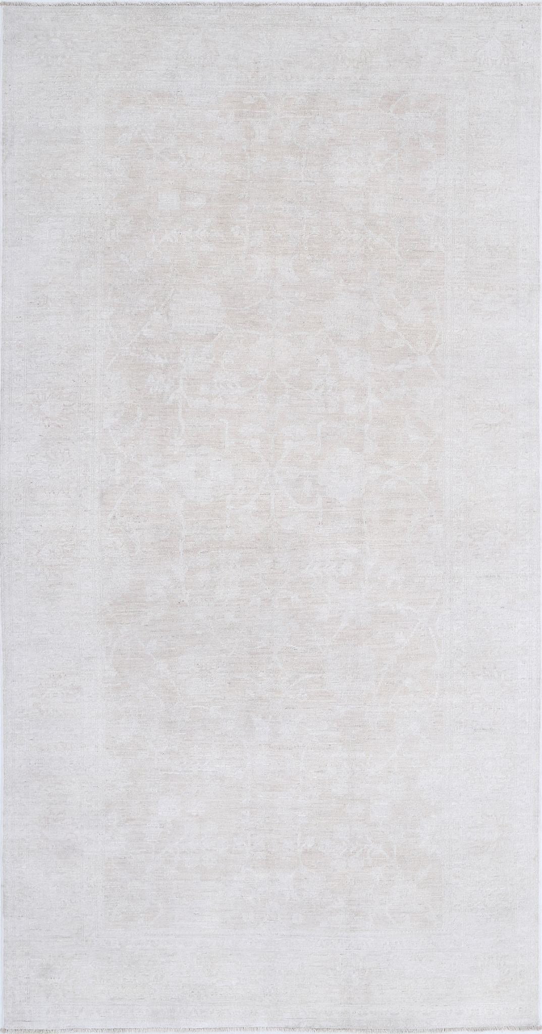 Hand Knotted Fine Serenity Wool Rug - 5'0'' x 9'7''
