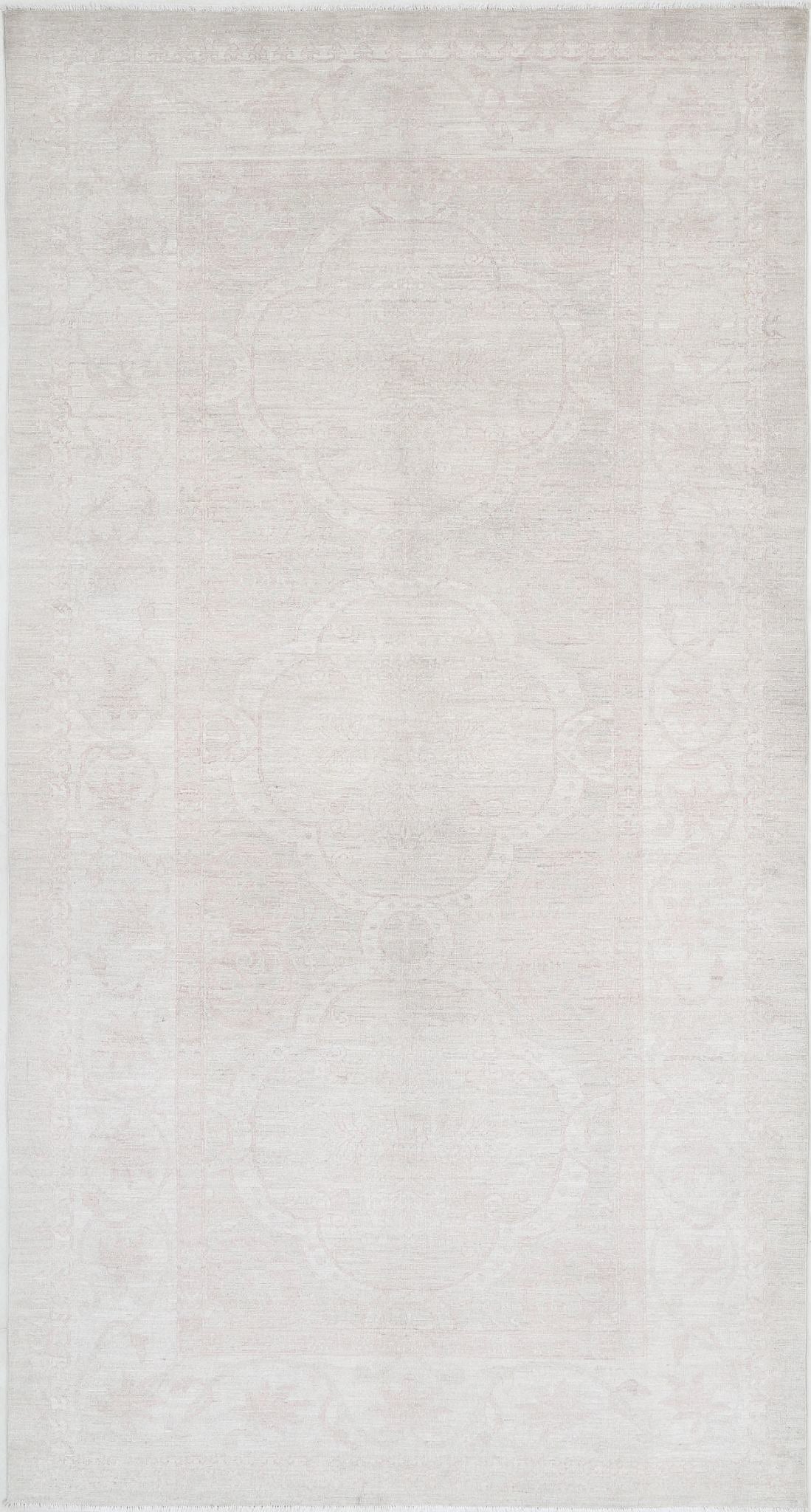 Hand Knotted Fine Serenity Wool Rug - 5'3'' x 9'9''
