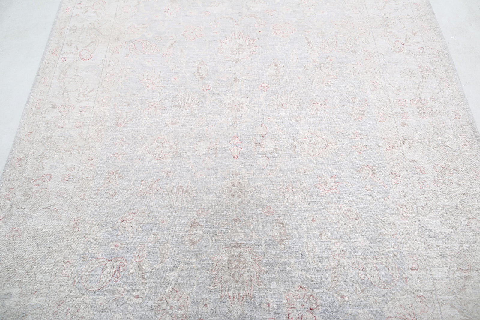 Hand Knotted Fine Serenity Wool Rug - 6'0'' x 8'7''