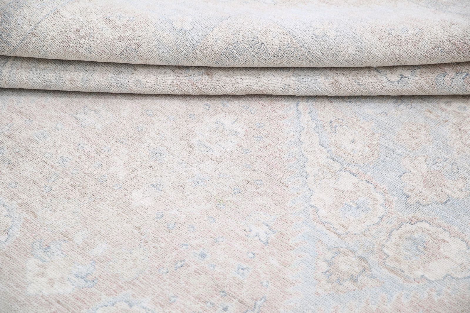 Hand Knotted Fine Serenity Wool Rug - 7'10'' x 9'8''