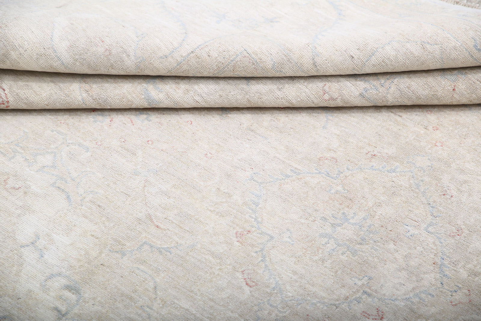 Hand Knotted Fine Serenity Wool Rug - 8'1'' x 9'4''