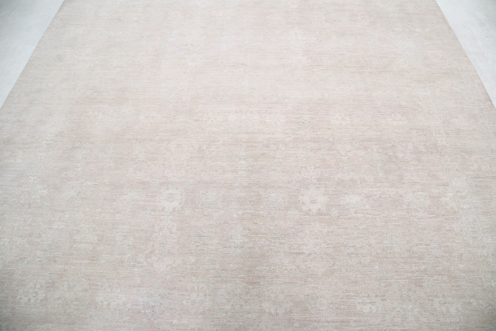 Hand Knotted Fine Serenity Wool Rug - 8'0'' x 10'2''