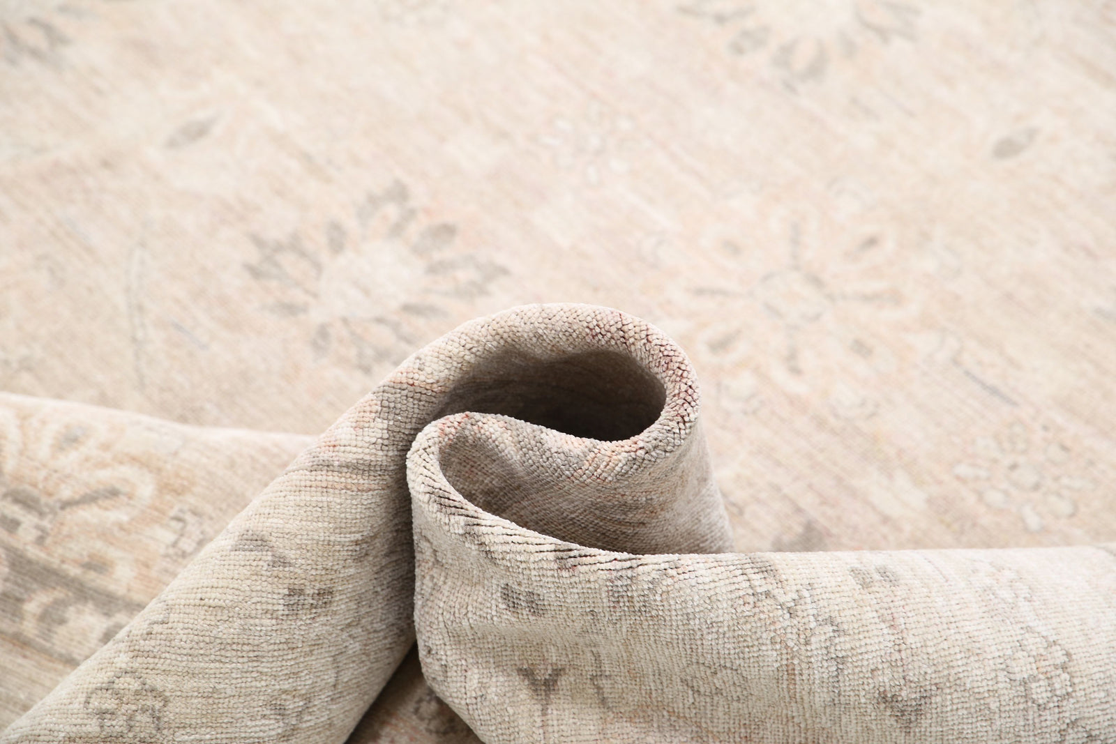 Hand Knotted Fine Serenity Wool Rug - 8'0'' x 9'8''