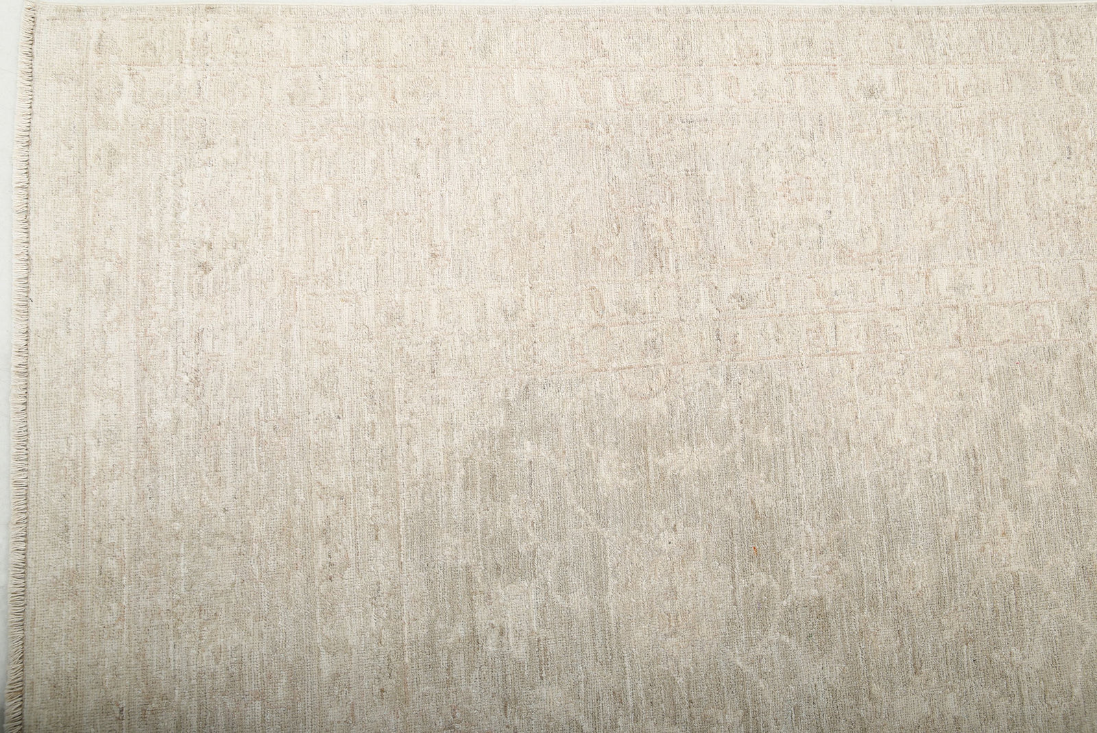 Hand Knotted Fine Serenity Wool Rug - 7'11'' x 8'9''