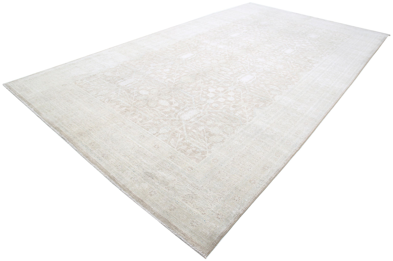Hand Knotted Fine Serenity Wool Rug - 8'9'' x 15'7''