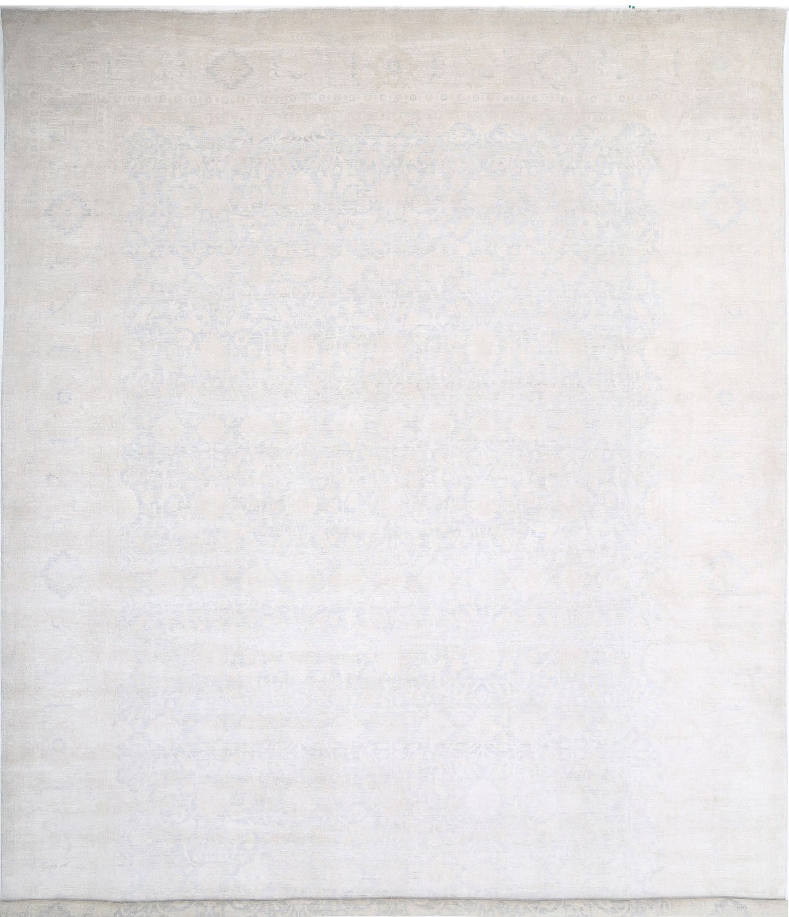 Hand Knotted Fine Serenity Wool Rug - 17'10'' x 25'1''