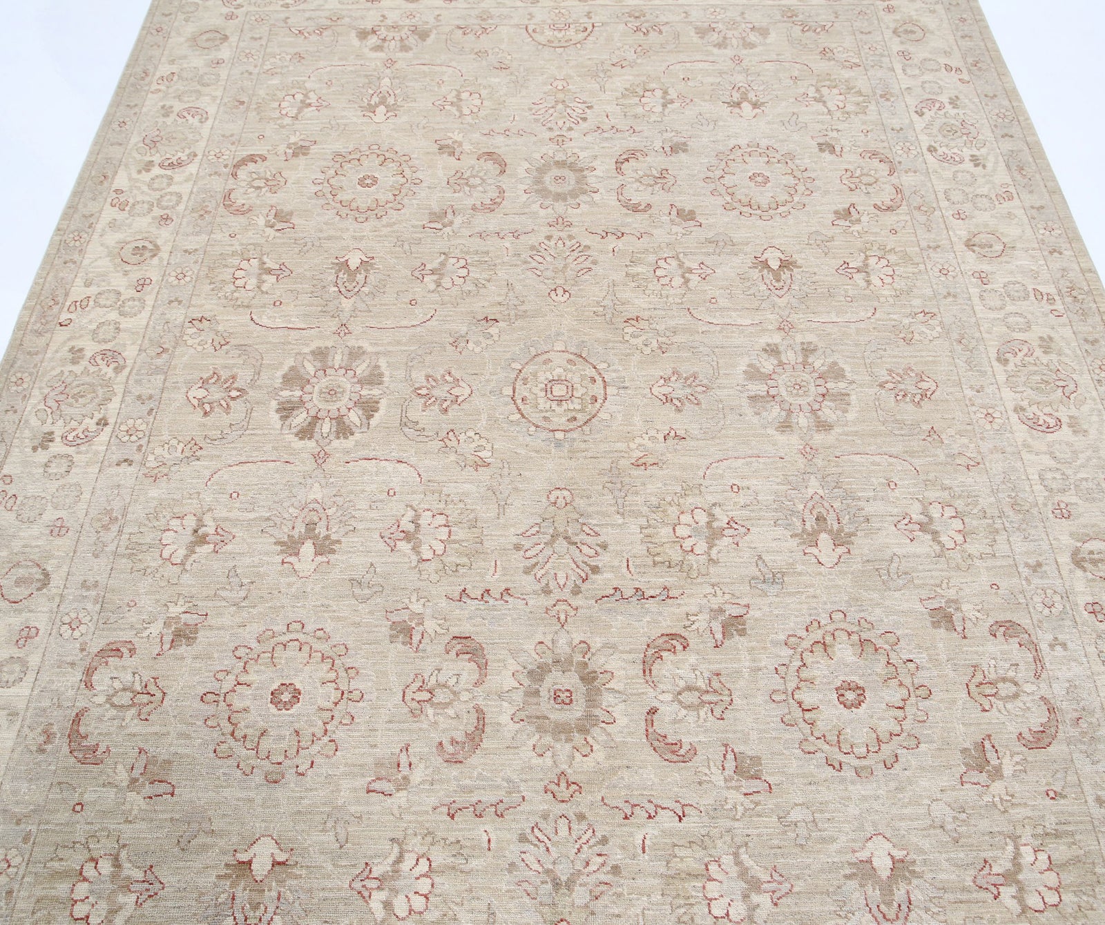 Hand Knotted Fine Serenity Wool Rug - 5'11'' x 8'3''