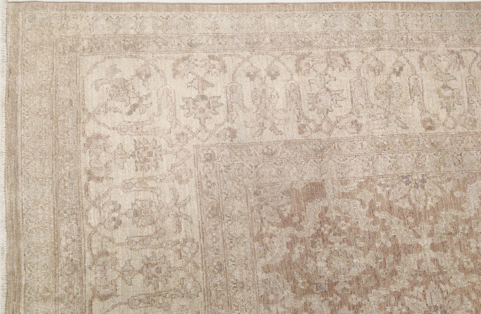 Serenity-hand-knotted-tabriz-wool-rug-5018746-5.jpg