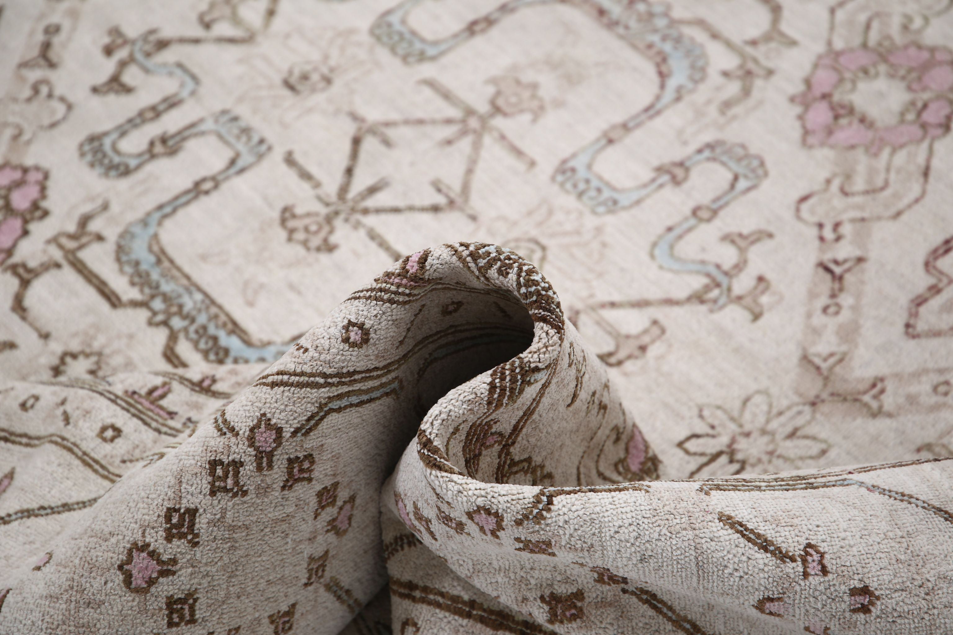 The Dove Loom