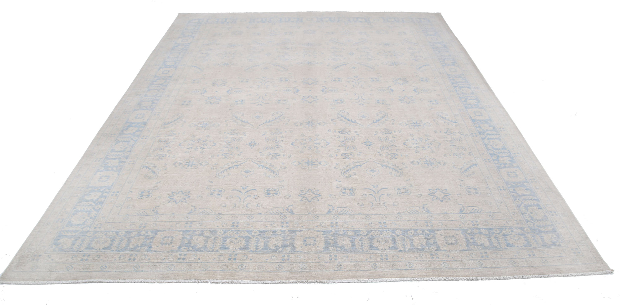 Serenity-hand-knotted-tabriz-wool-rug-5018789-3.jpg