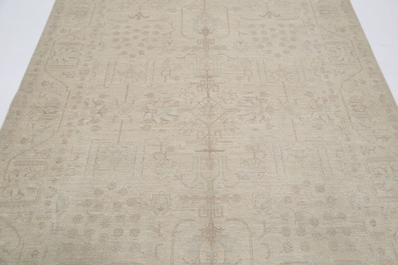 Hand Knotted Fine Serenity Wool Rug - 6'0'' x 8'2''