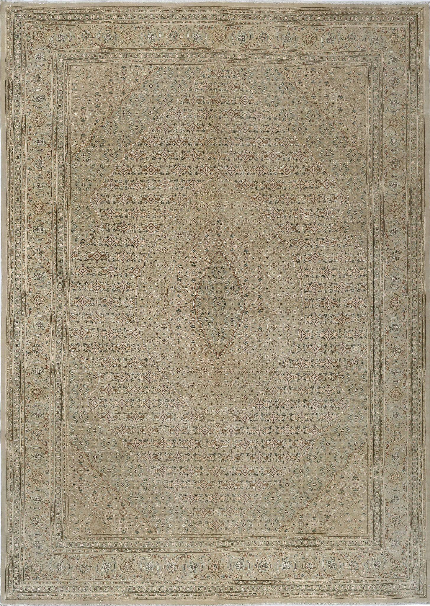 Hand Knotted Heritage Fine Oriental Wool Rug - 9'9'' x 13'7''