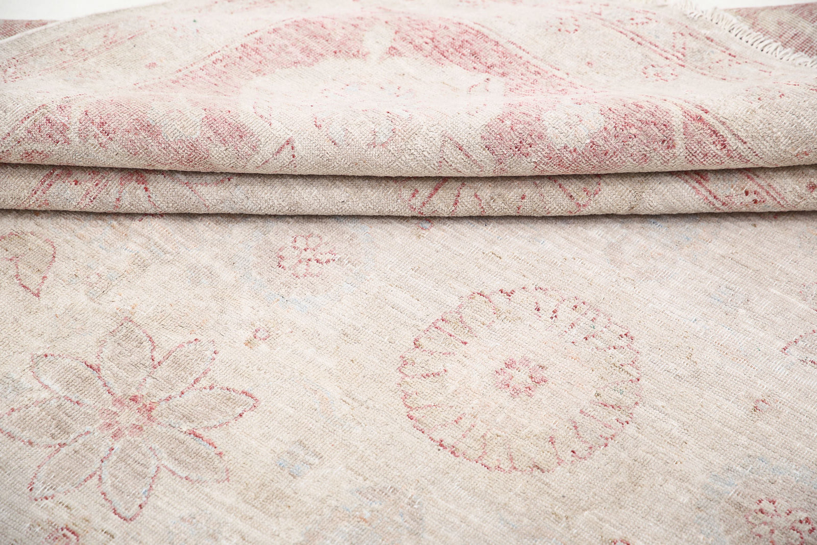 Hand Knotted Fine Serenity Wool Rug - 9'11'' x 13'1''