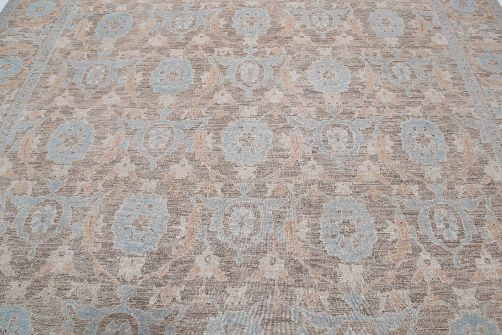 Hand Knotted Fine Serenity Wool Rug - 8'9'' x 12'9''
