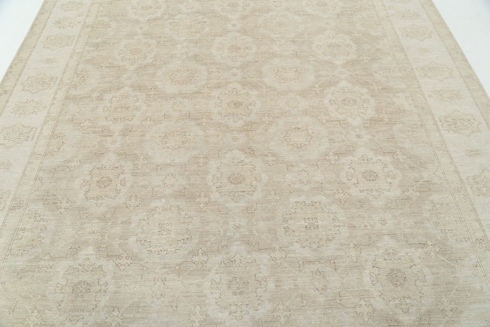 Serenity-hand-knotted-tabriz-wool-rug-5024641-4.jpg