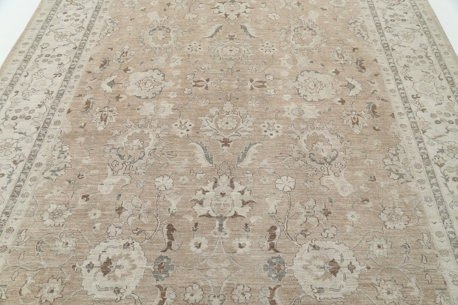 Hand Knotted Fine Serenity Wool Rug - 8'1'' x 11'2''