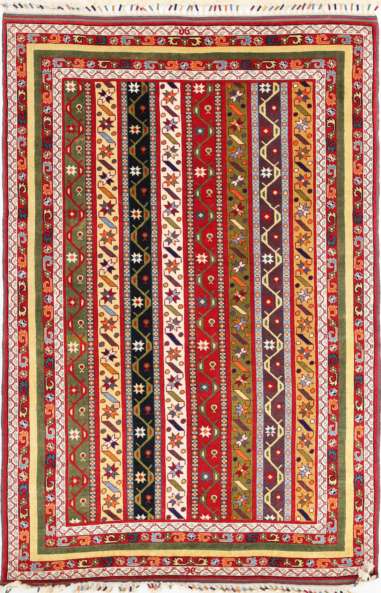 Hand Knotted Shaal Wool Rug - 5'0'' x 7'9''