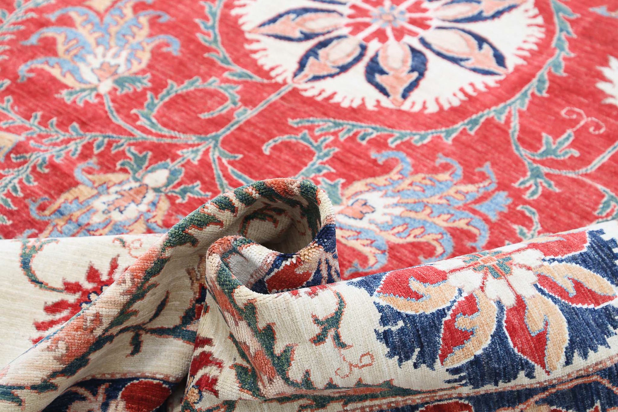 Suzani-hand-knotted-farhan-wool-rug-5013058-5.jpg