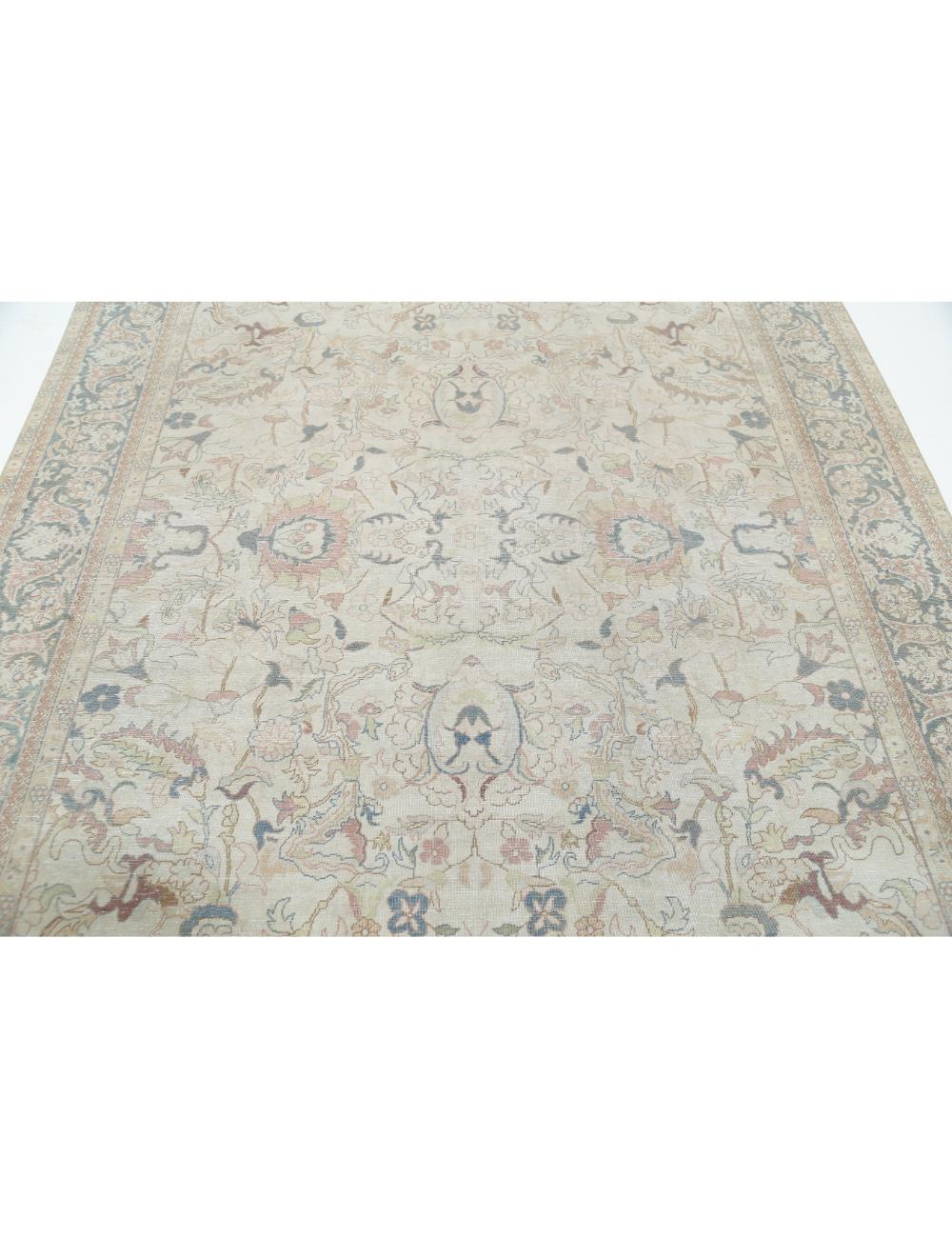 Hand Knotted Vintage Wool Rug - 6'5'' x 9'7''