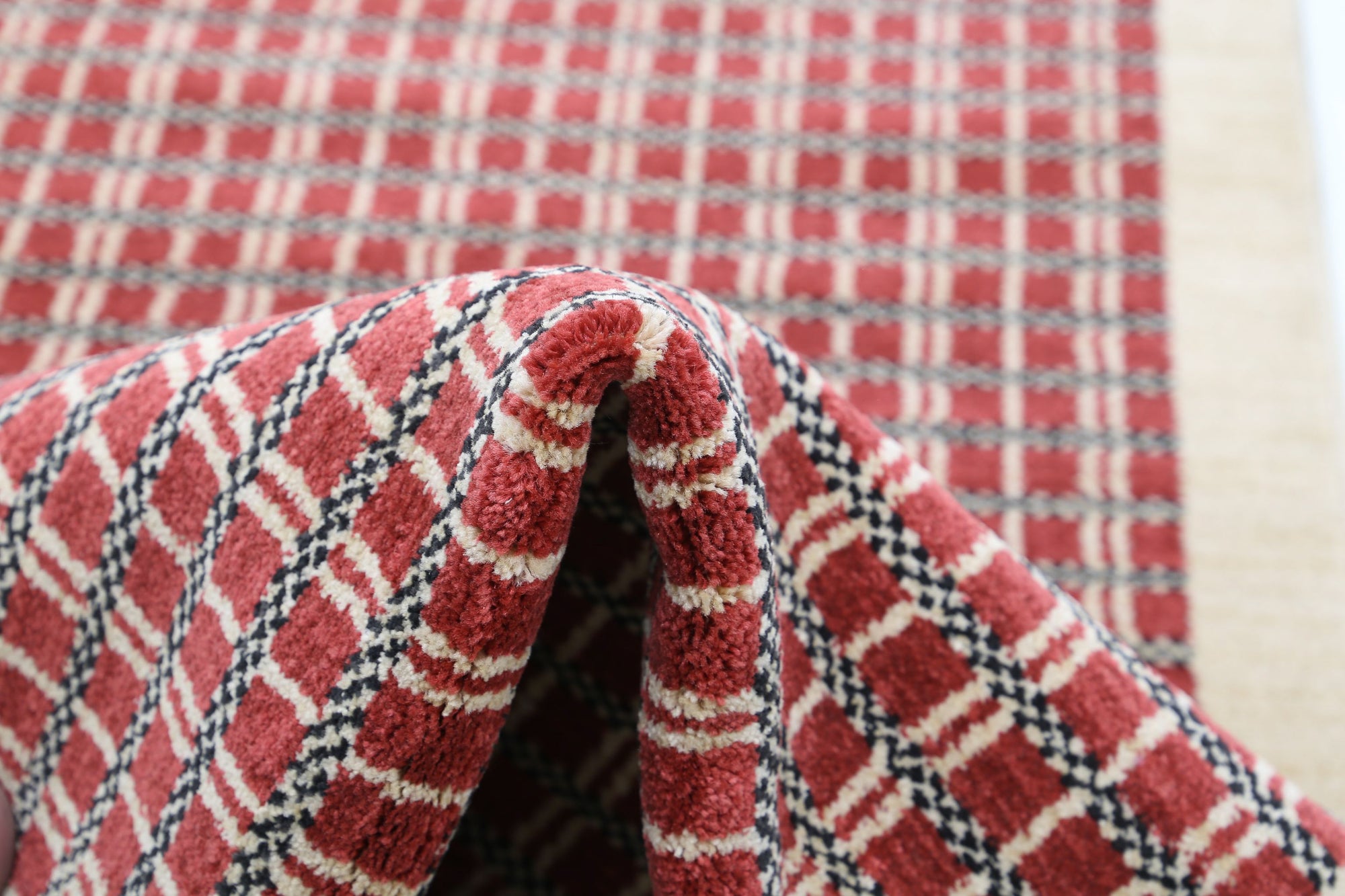 Vista-hand-knotted-mm-wool-rug-5016049-5.jpg