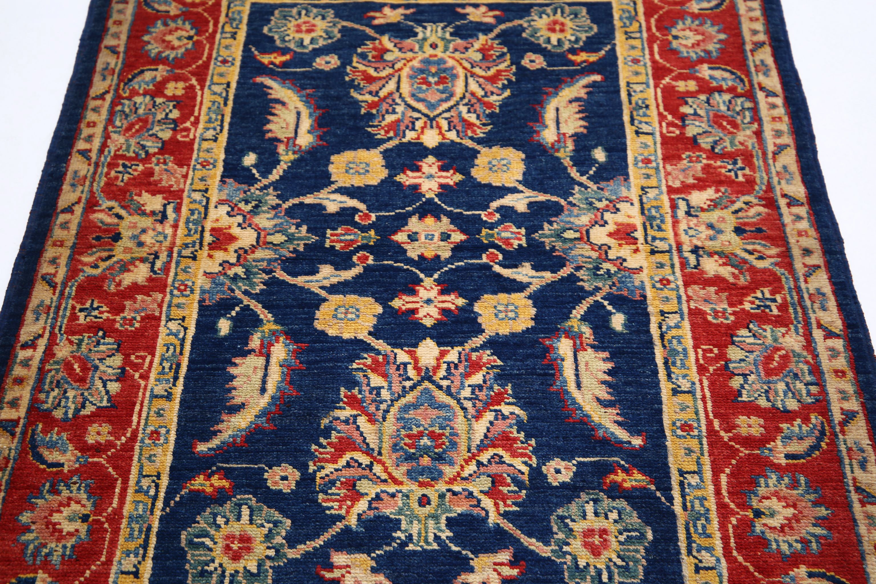 Alfombra de lana Ziegler Farhan Gul anudada a mano - 3'4'' x 5'1''