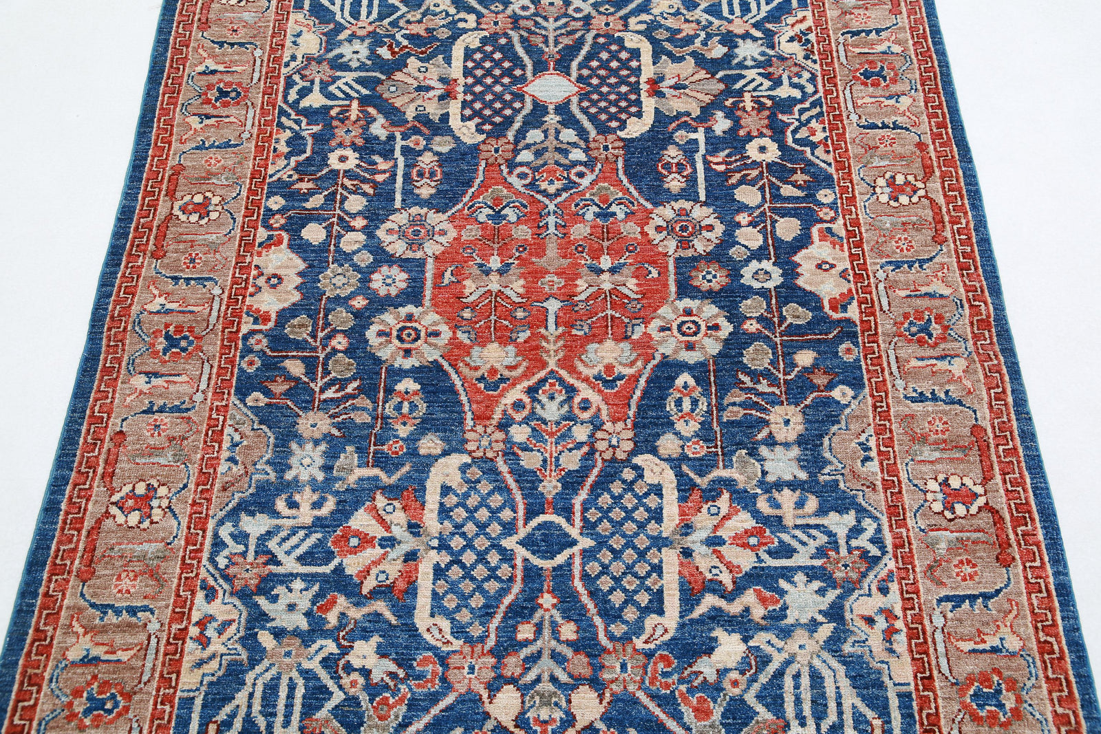 Hand Knotted Ziegler Farhan Wool Rug - 4'0'' x 5'9''