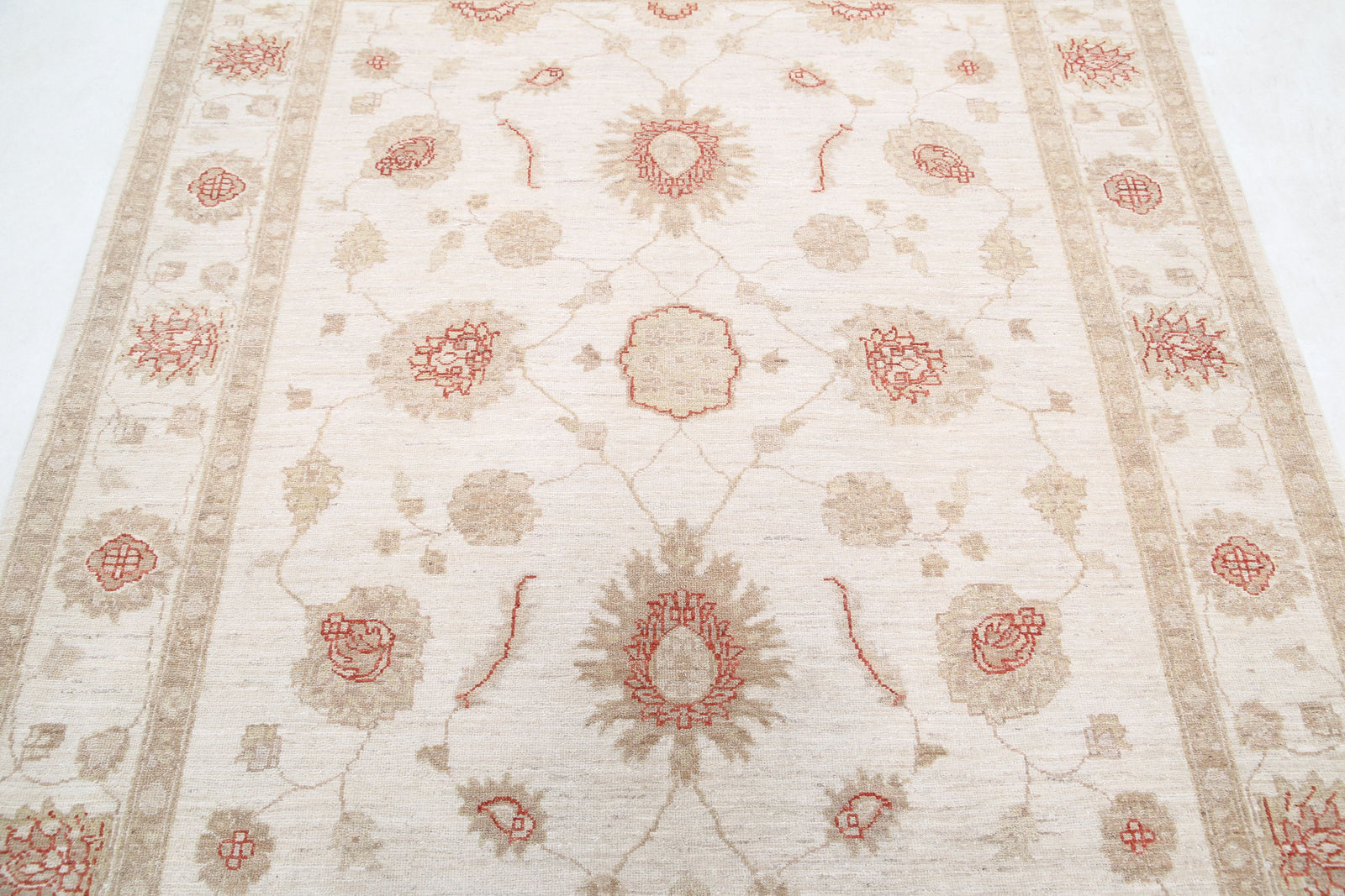 Hand Knotted Ziegler Farhan Wool Rug - 4'11'' x 6'2''
