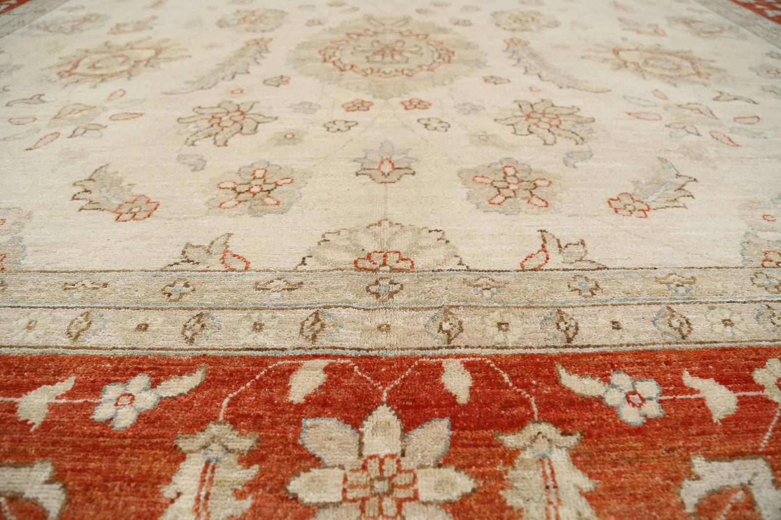 Ziegler - Chobi - Peshawar -hand-knotted-farhan-wool-rug-5022036-4.jpg