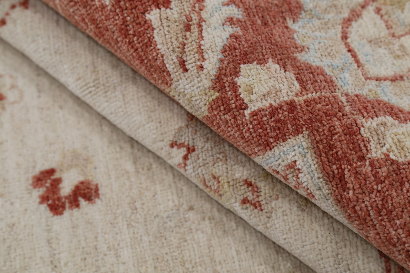 Hand Knotted Ziegler Farhan Wool Rug - 6'6'' x 9'7''