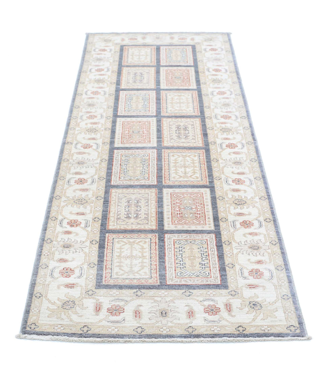 Hand Knotted Bakhtiari Wool Rug - 2'7'' x 8'1'' 2'7'' x 8'1'' (78 X 243) / Grey / Ivory